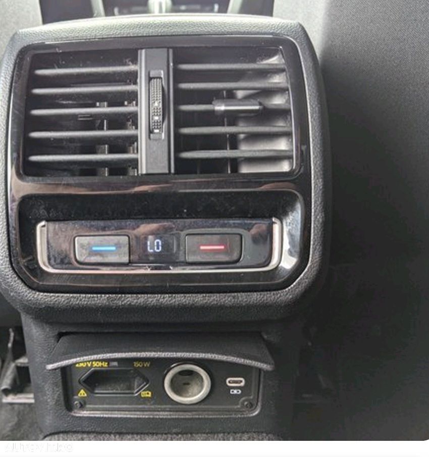 Volkswagen Passat 1.6 TDI SCR DSG Business - 7