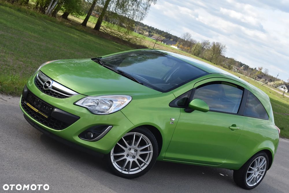 Opel Corsa 1.4 16V Edition - 1