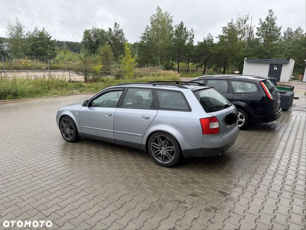 Audi A4 Avant - 6