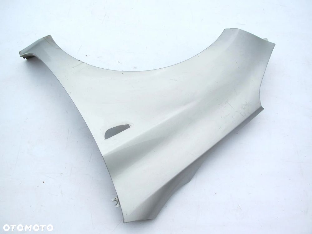 HYUNDAI i20 2008 - 2012 błotnik LEWY ORYGINAŁ - 9