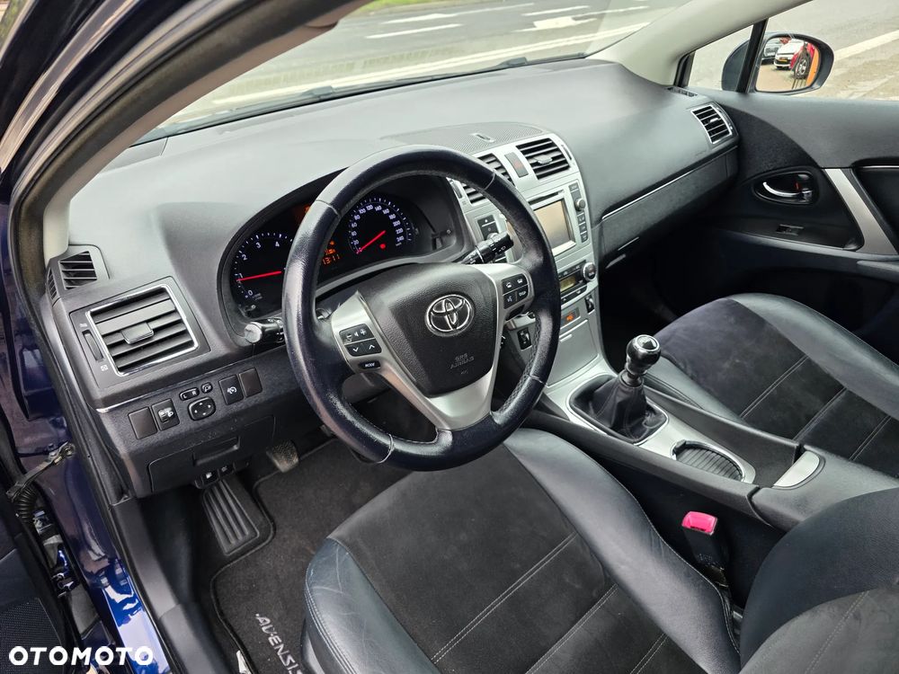 Toyota Avensis 2.0 D-4D Edition - 9
