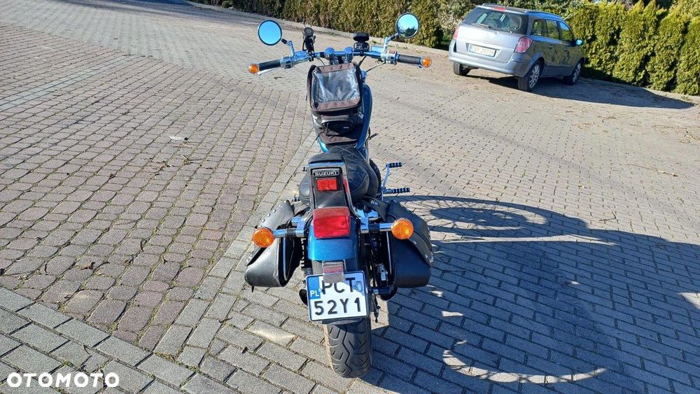 Suzuki Intruder - 9