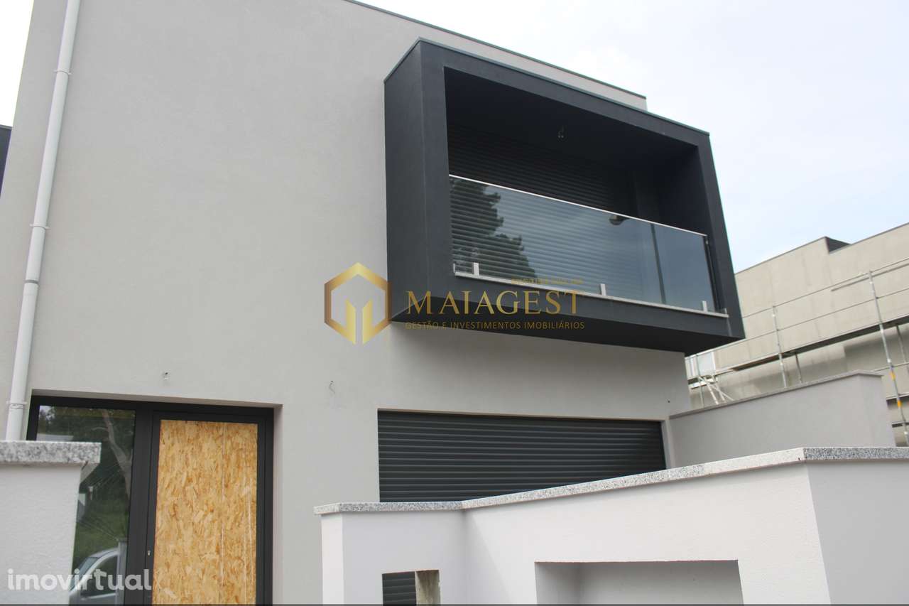 Moradia de Alta Qualidade em Lobão, Santa Maria da Feira - Grande imagem: 4/40