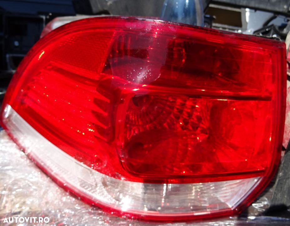 Stop stanga Volkswagen Golf 5 combi break volan pe stanga - 1