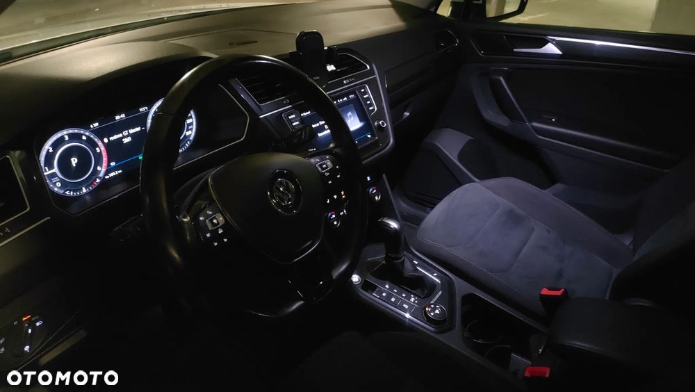 Volkswagen Tiguan - 27