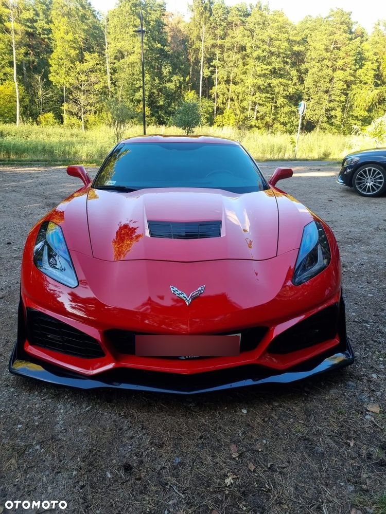 Chevrolet Corvette - 30