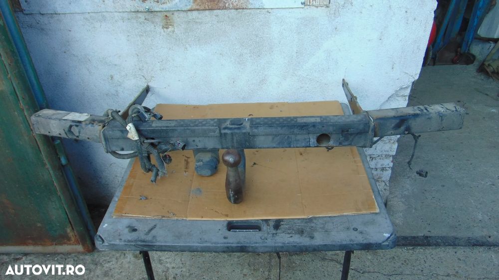 Carlig remorcare VW T5 an 2013 - 1