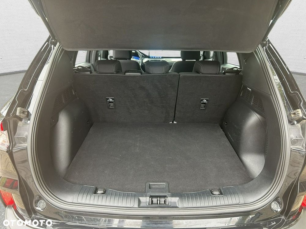 Ford Kuga - 25