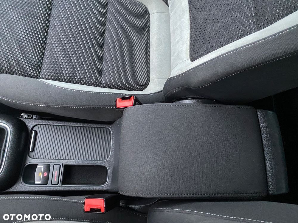 Volkswagen Tiguan 2.0 TDI SCR R-Line - 21