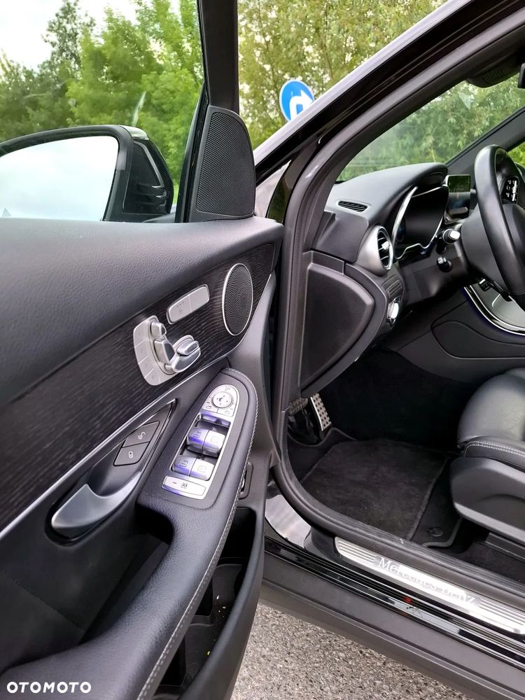 Mercedes-Benz GLC 300 4Matic 9G-TRONIC - 16