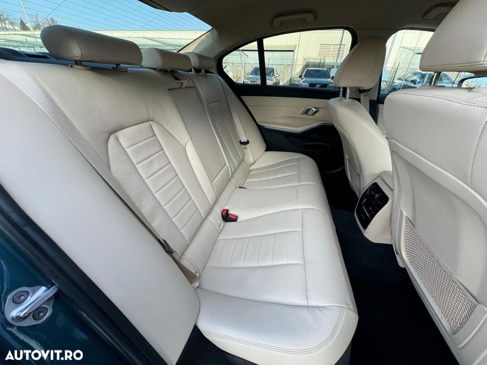 BMW Seria 3 330e AT PHEV - 19