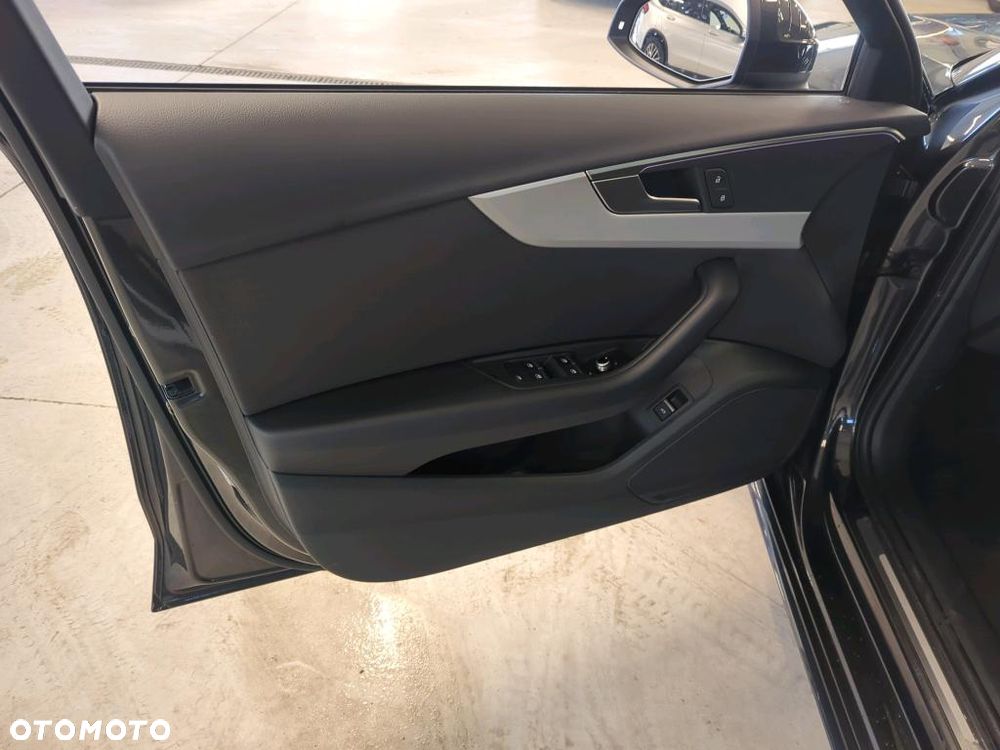 Audi A4 Limousine 35 TFSI mHEV Advanced S tronic - 15