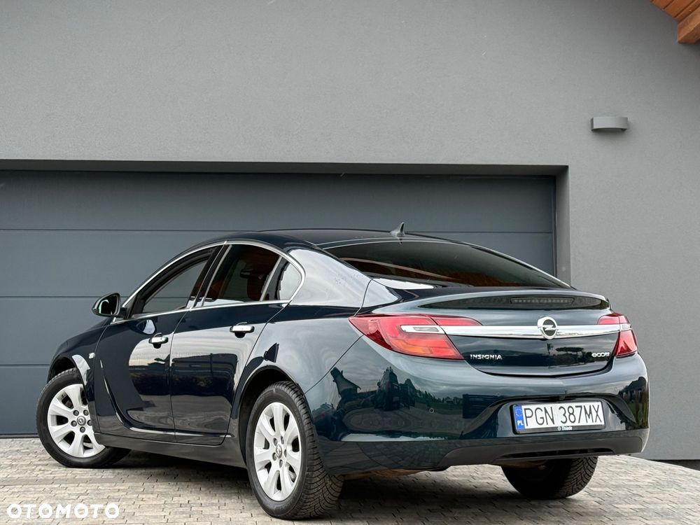 Opel Insignia 1.4 T Executive S&S - 11