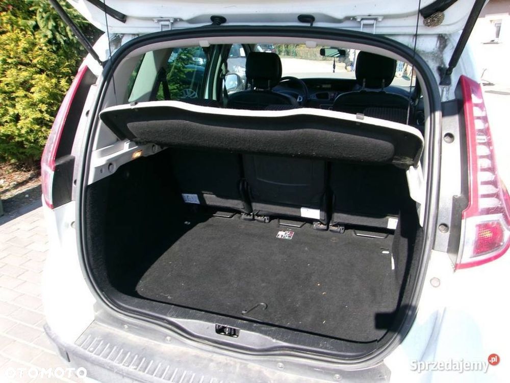Renault Scenic - 9