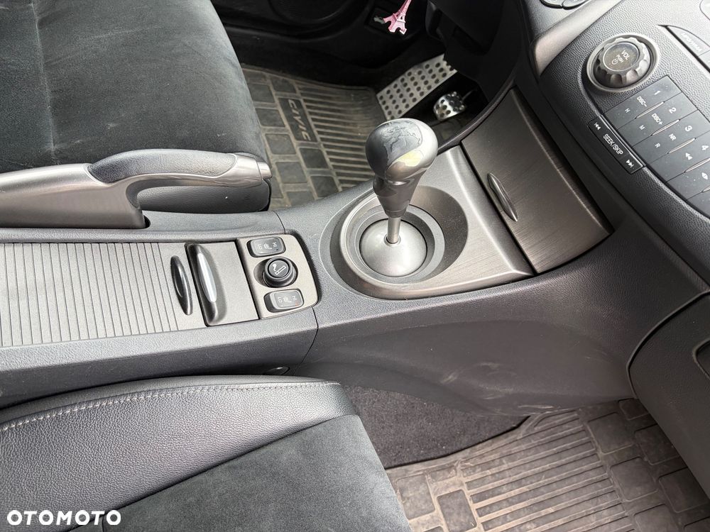 Honda Civic 1.8 GT Special Edition - 19