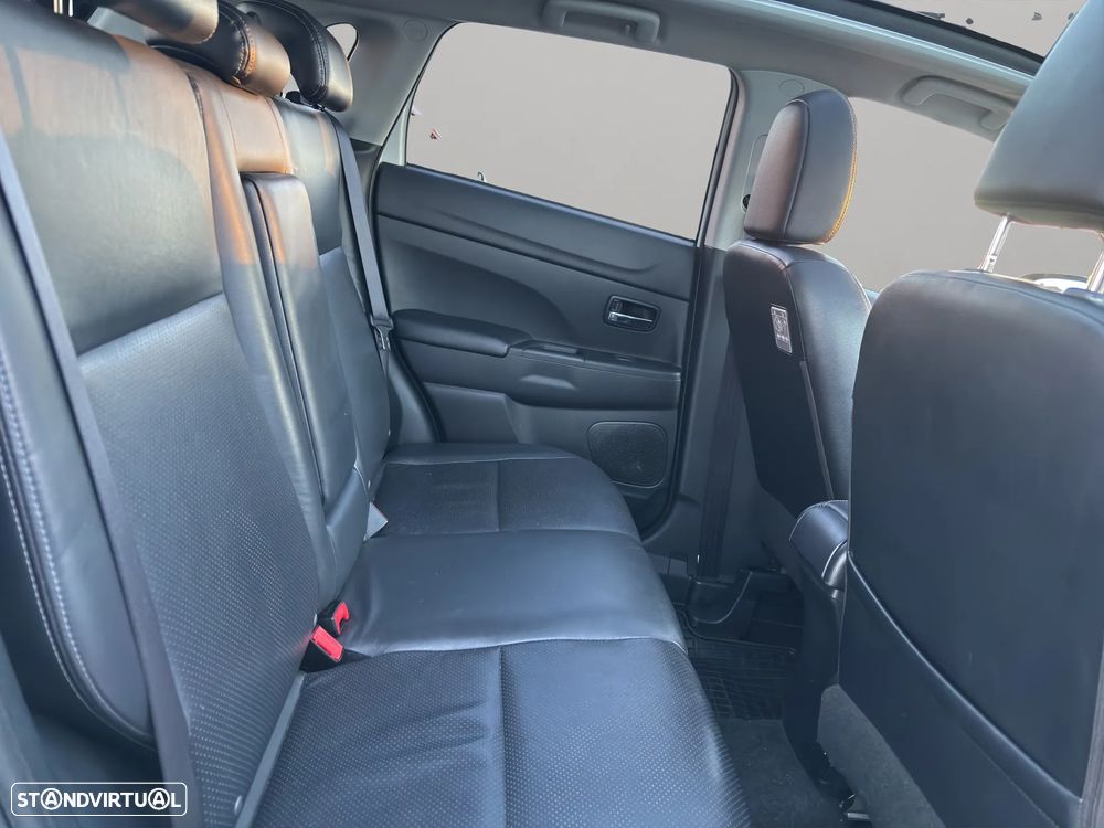 Mitsubishi ASX 1.8 DI-D Instyle NAVI - 19