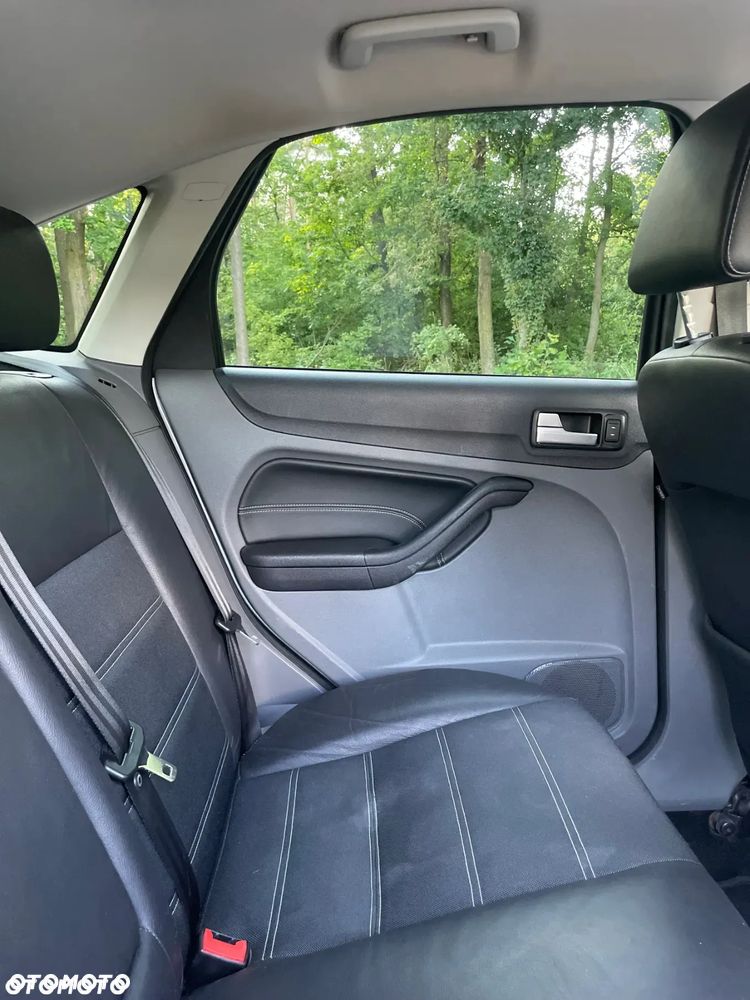 Ford Focus 1.8 FF Platinium X - 10