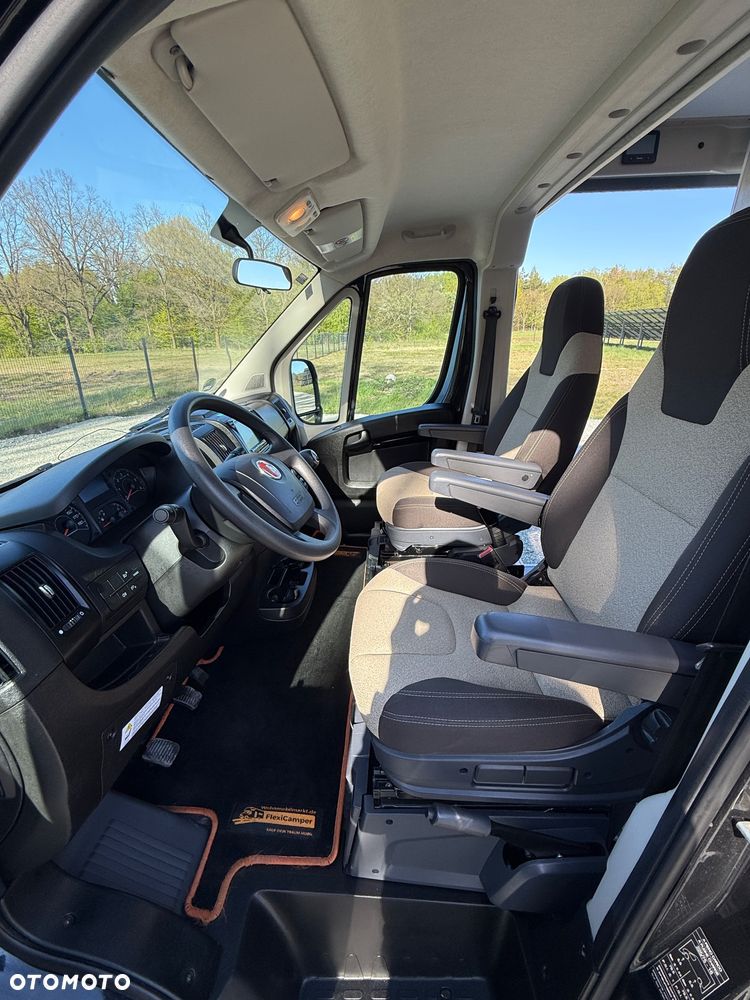 Fiat Ducato Roller Team Livingstone 2 - 18