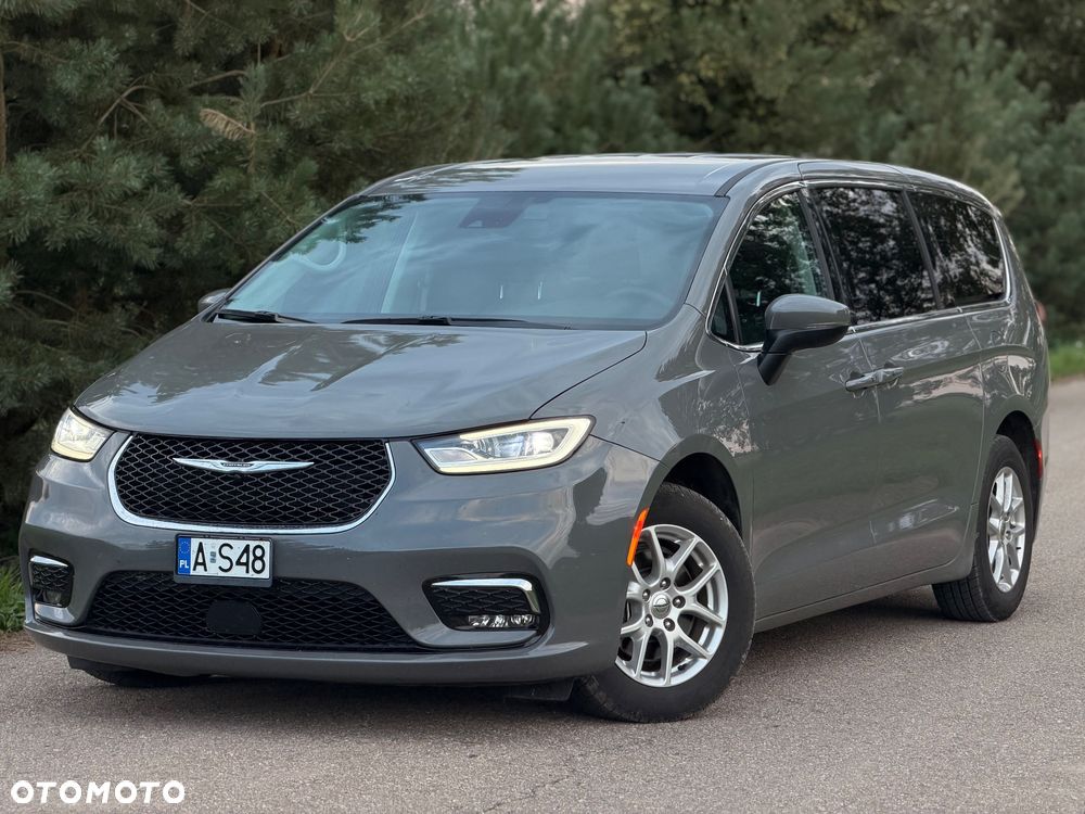 Chrysler Pacifica - 22