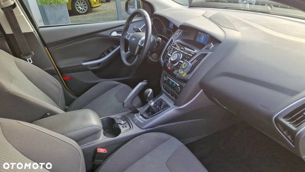 Ford Focus 1.6 EcoBoost Start-Stopp-System Titanium - 14