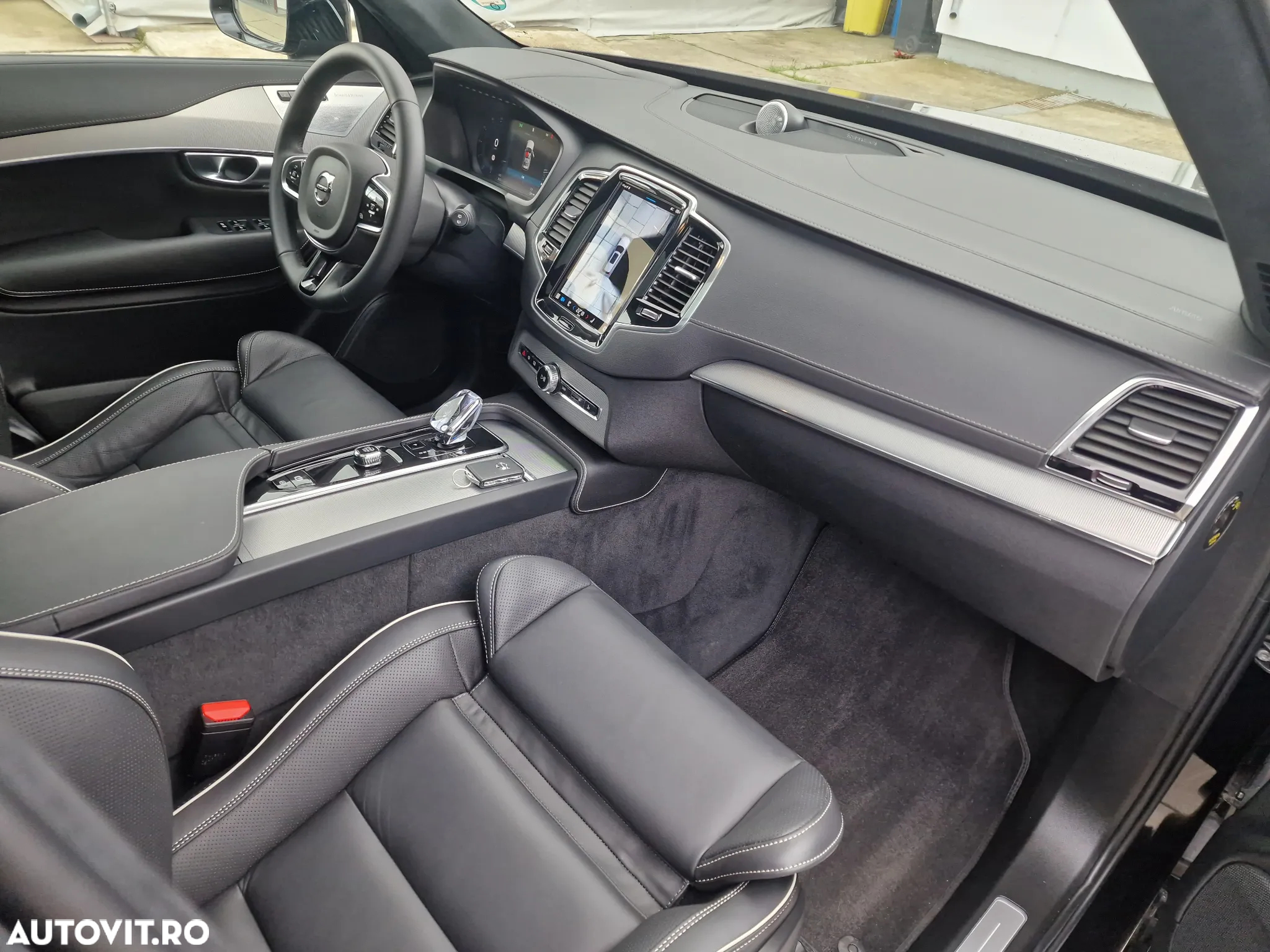 Volvo XC 90 T8 AWD Twin Engine Geartronic RDesign - 13