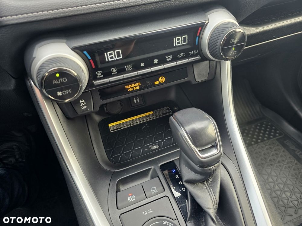 Toyota RAV4 - 20