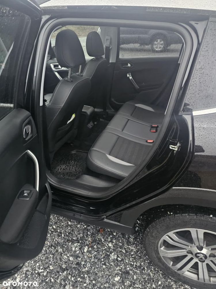 Peugeot 2008 PureTech 110 GPF Stop&Start EAT6 Allure - 16