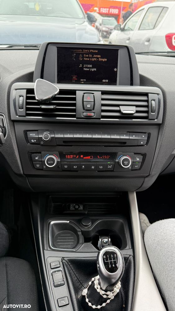 BMW Seria 1 116d - 5