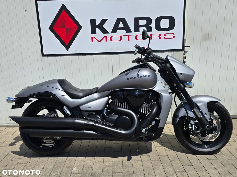 Suzuki Boulevard - 2