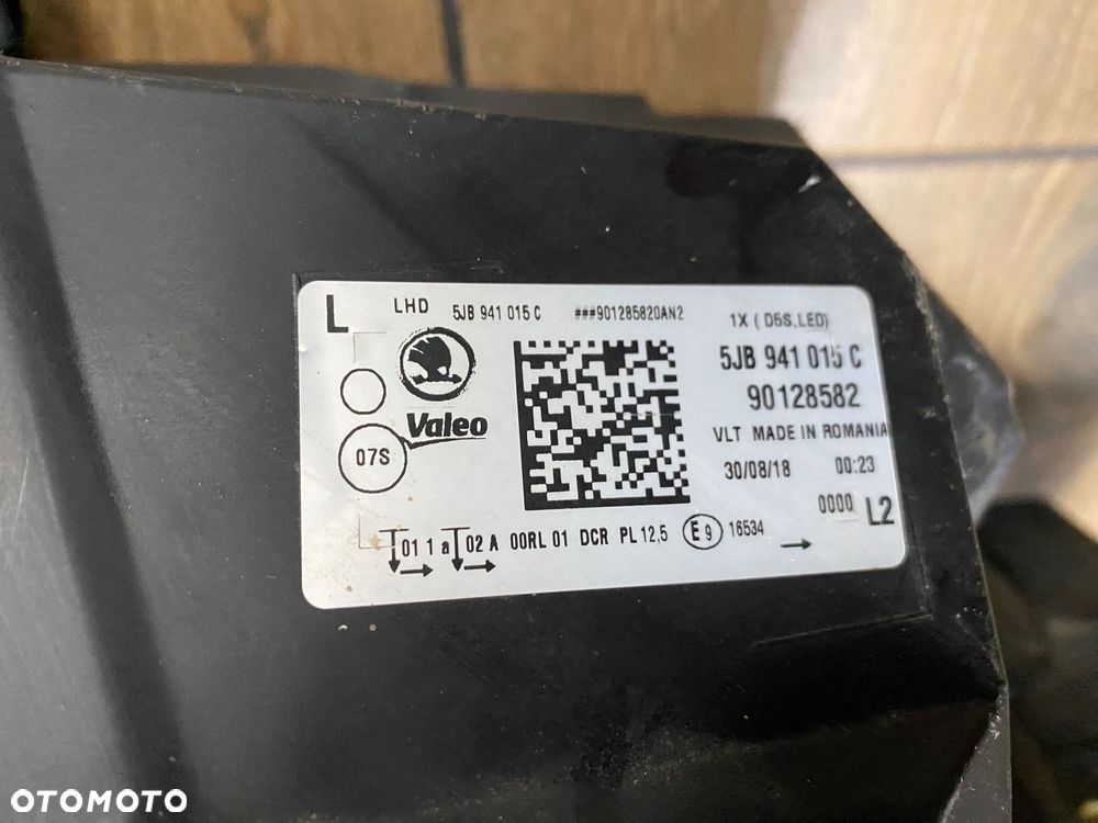 Lampa lewa przednia SKODA RAPID 5JA LIFT XENON 5JB941015C ORG - 4