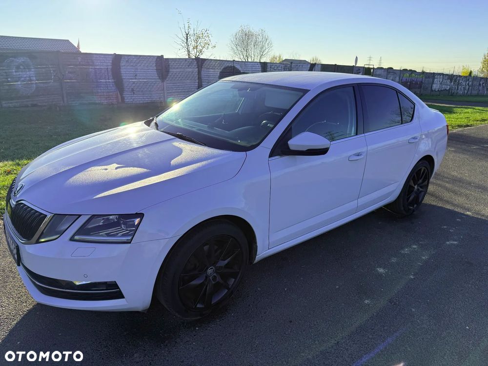 Skoda Octavia 1.5 TSI ACT Style DSG - 2
