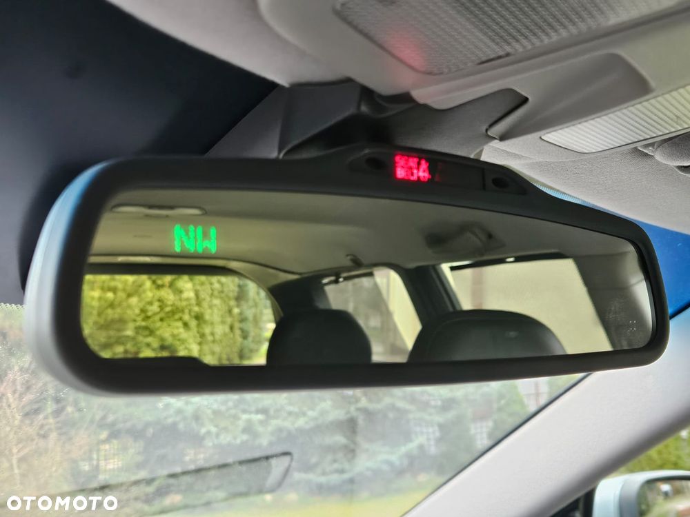 Volvo V70 2.4 Summum - 19