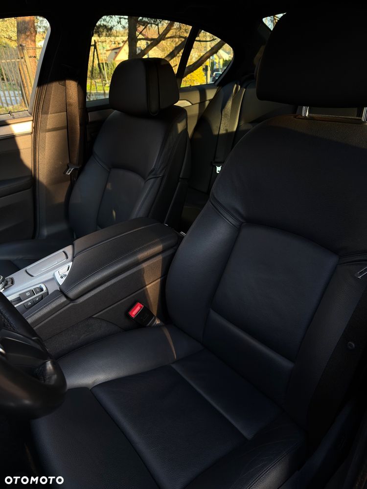 BMW Seria 5 530d xDrive - 27