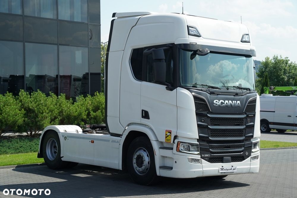 Scania R 520 / V8 / RETARDER / HYDRAULIKA / KLIMA POSTOJOWA / CAŁA NA PODUSZKACH / - 4