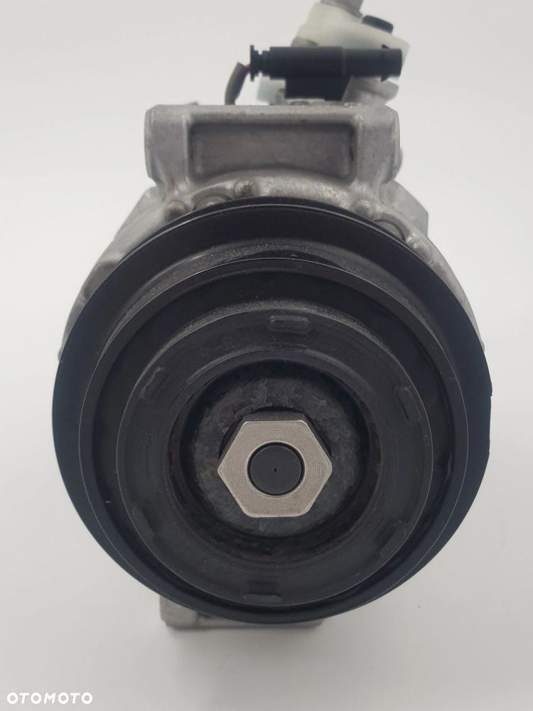 ORYGINALNA SPRĘŻARKA KOMPRESOR KLIMATYZACJI MERCEDES M177 4.0V8 A0008304702 - 2