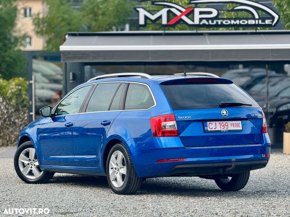 Skoda Octavia 1.6 TDI DSG Style - 3