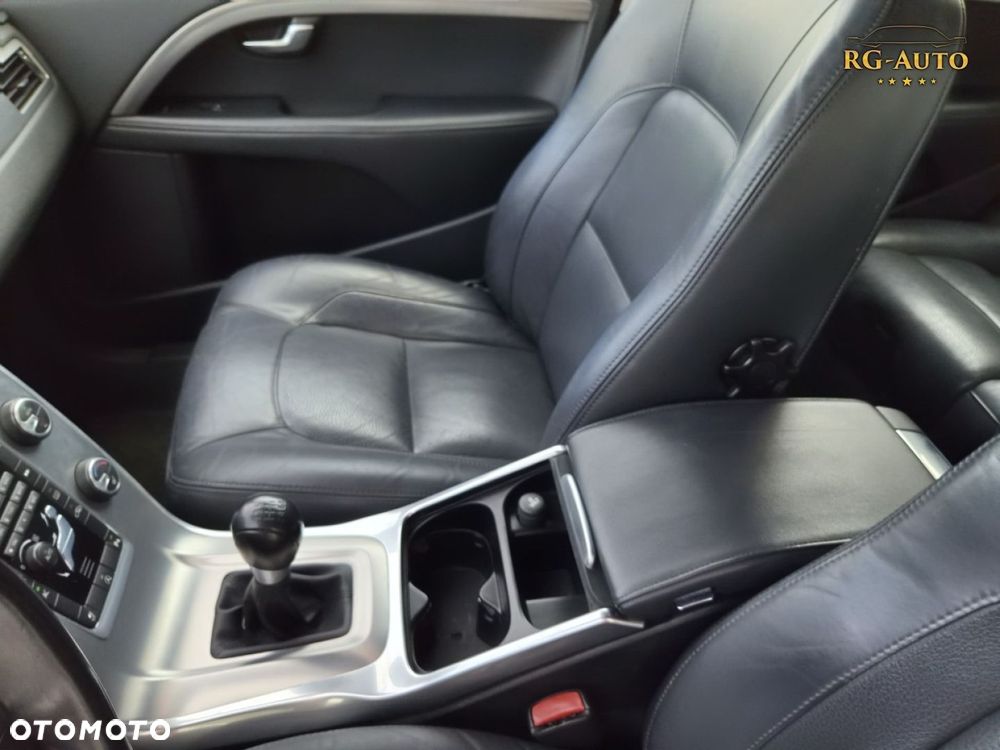Volvo V70 - 32
