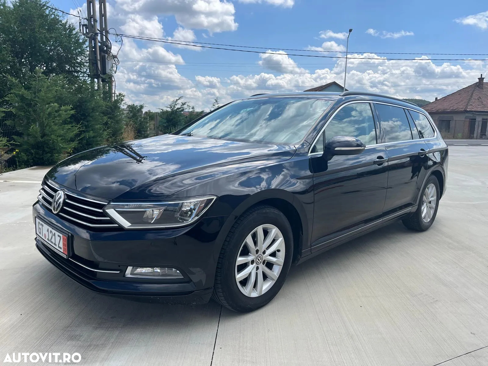 Volkswagen Passat Variant 2.0 TDI (BlueMotion Technology) Comfortline - 3