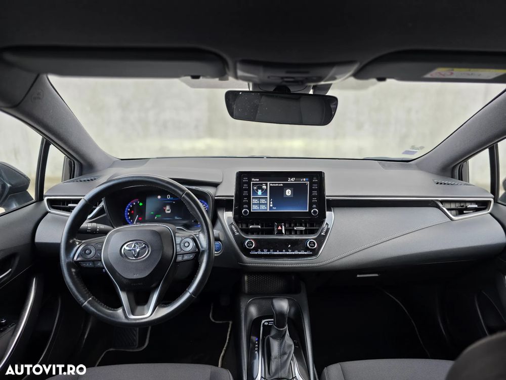 Toyota Corolla 1.8 Hybrid Comfort - 15