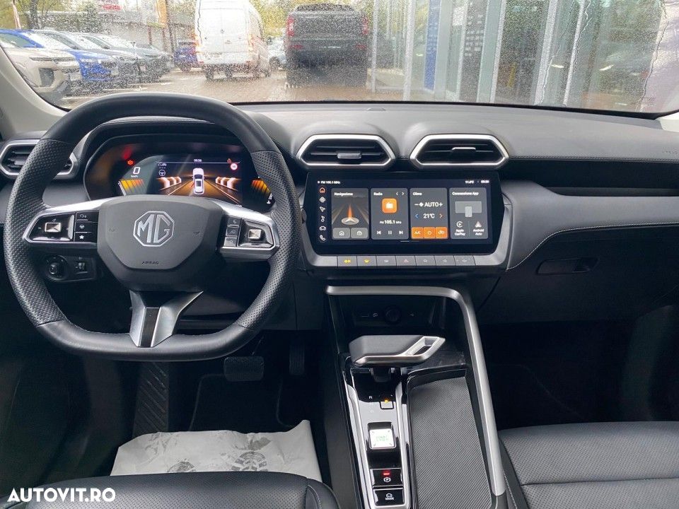 MG ZS HEV - 13
