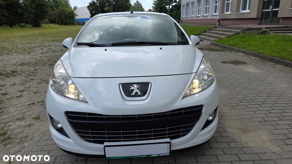 Peugeot 207 - 10