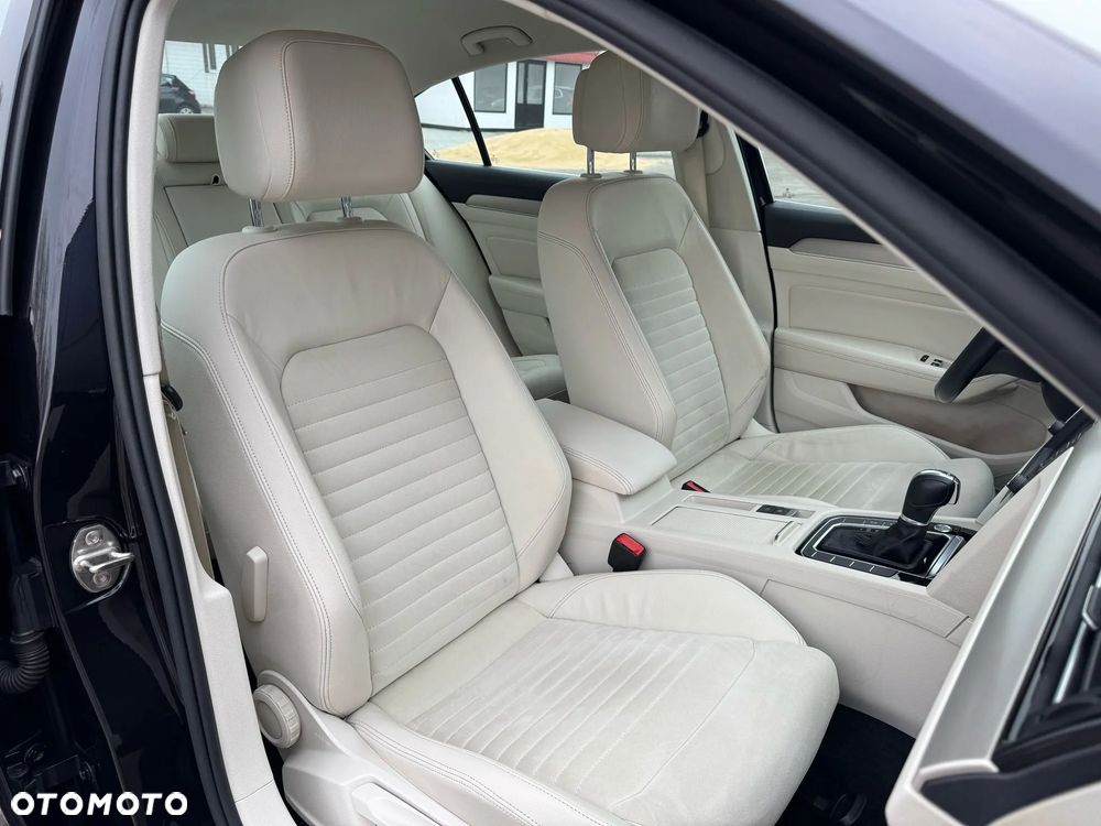 Volkswagen Passat 1.8 TSI BMT Comfortline DSG - 12