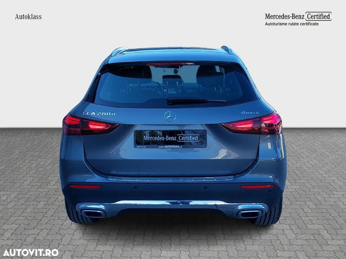 Mercedes-Benz GLA 200 d 4MATIC Aut. - 4