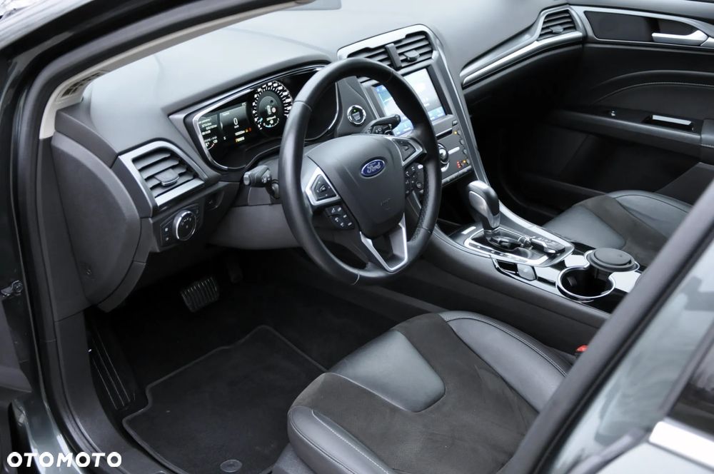 Ford Mondeo 2.0 TDCi Titanium PowerShift - 22