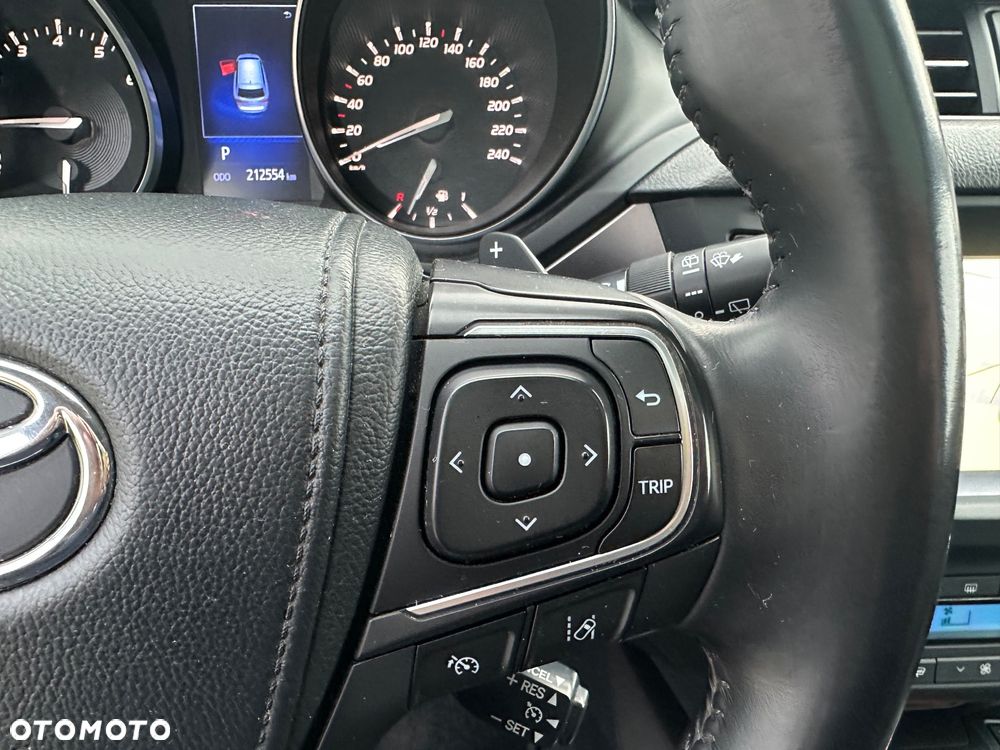 Toyota Avensis 2.0 Prestige MS - 29