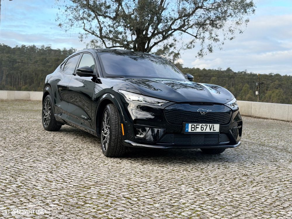 Ford Mustang Mach-E 98.7 kWh GT AWD - 11