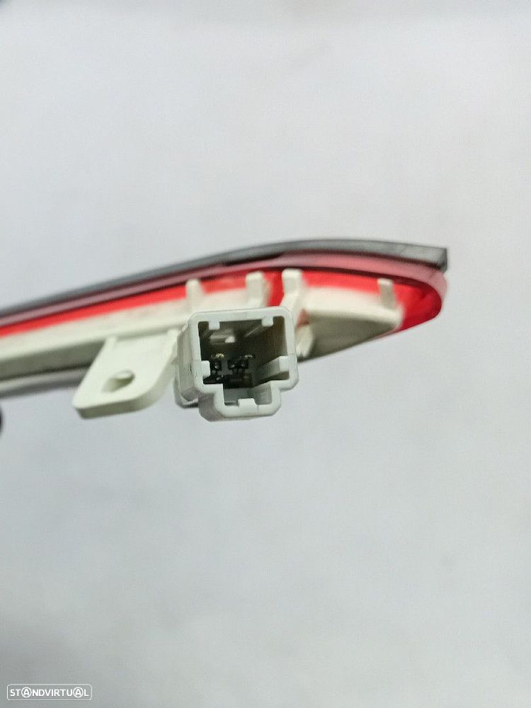Luz stop adicional / 3º stop HONDA Civic VIII Hatchback (FN_, FK_) - 4