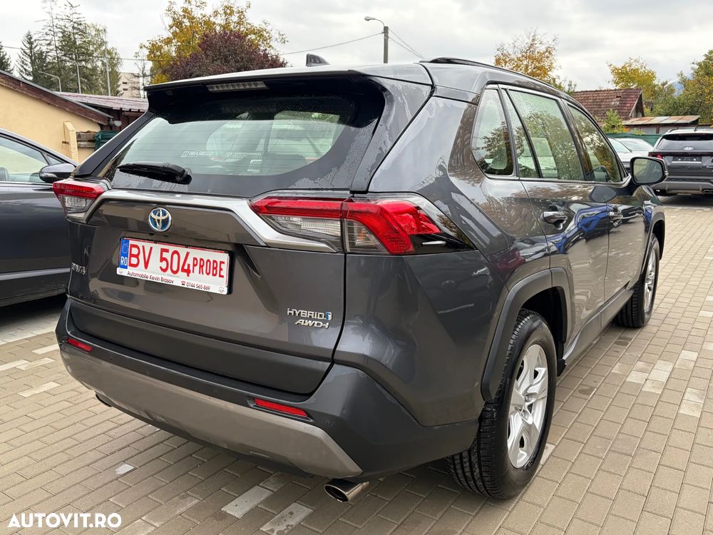 Toyota RAV4 - 4