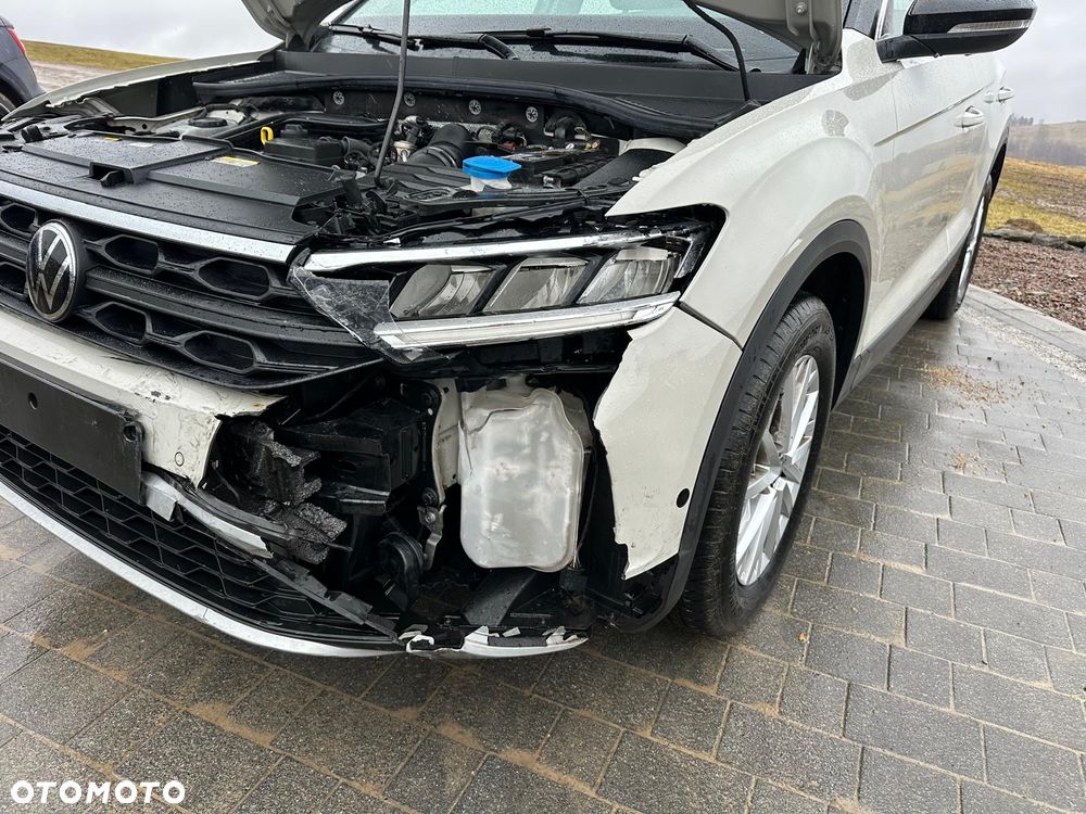 Volkswagen T-Roc - 17