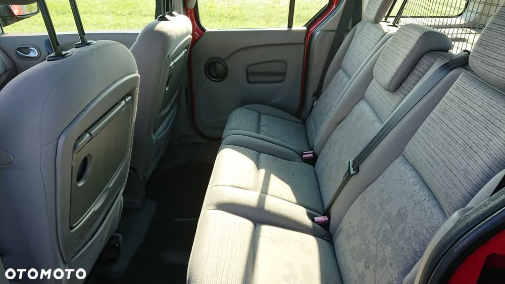 Renault Kangoo 1.6 16V Oasis2 - 9